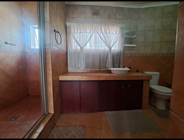 3 BEDROOM HOUSE FOR SALE IN FALCON RIDGE